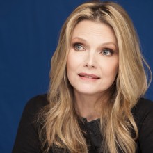 Michelle Pfeiffer Celebrity Beautiful Babe Posing Hot