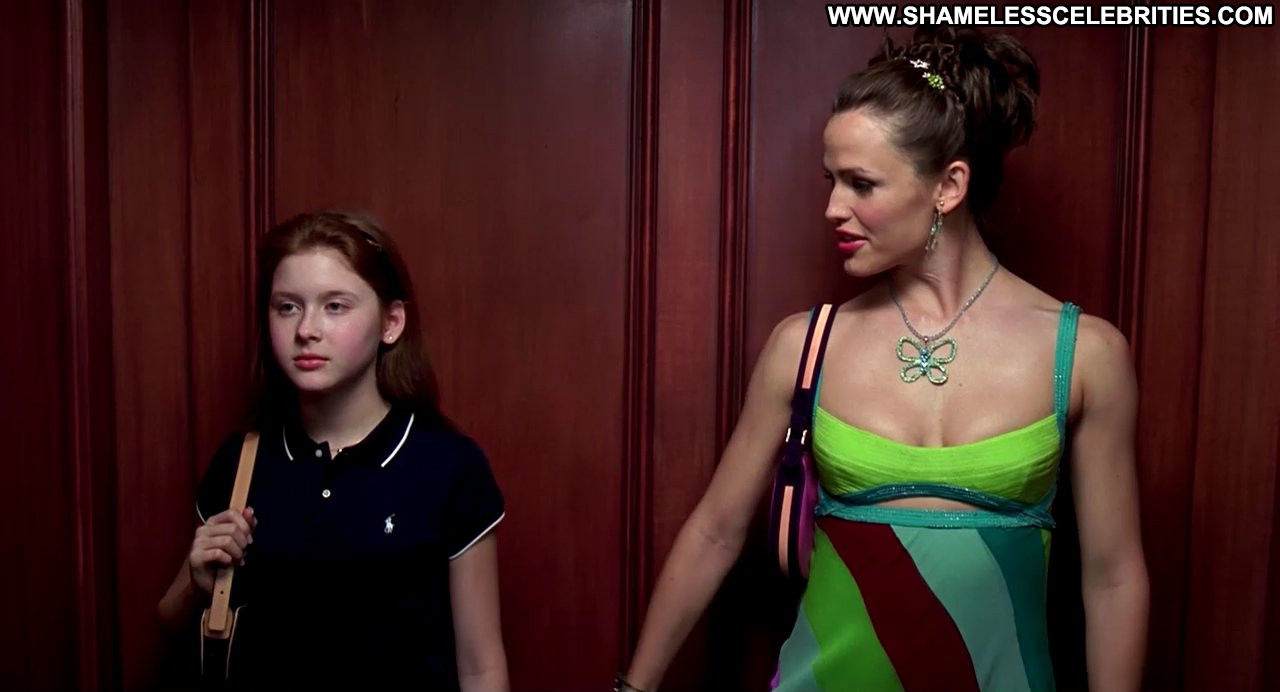 Jennifer Garner 13 Going On 30 13 Going On 30 Celebrity Breasts Elevator