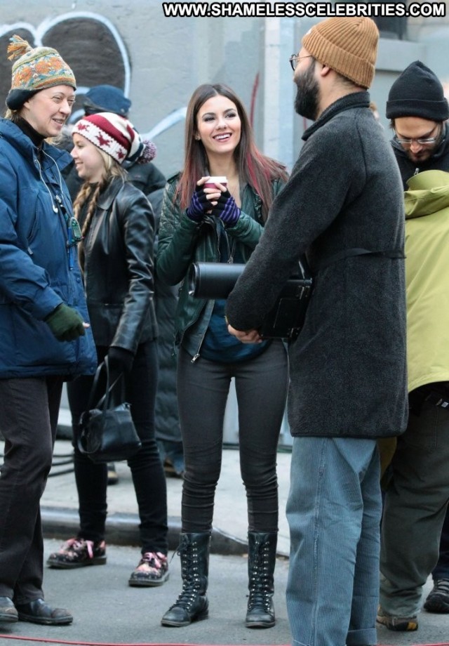 Victoria Justice Eye Candy Beautiful Babe High Resolution Nyc